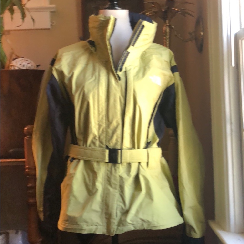 North Face Women’s ski/snowboarding hooded jacket.